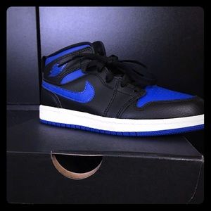 Air Jordan 1 high royal toe
